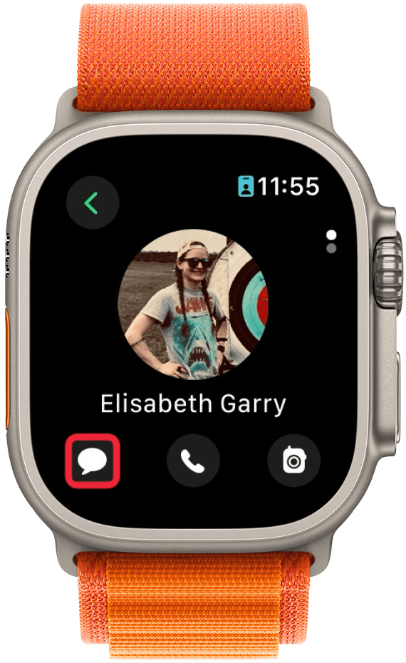 apple watch displaying contact for elisabeth with a red box around messages icon