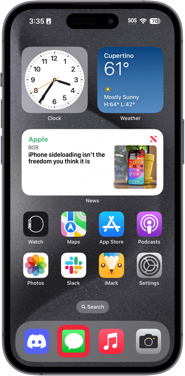 iphone home screen with a red box around the messages app in the app dock