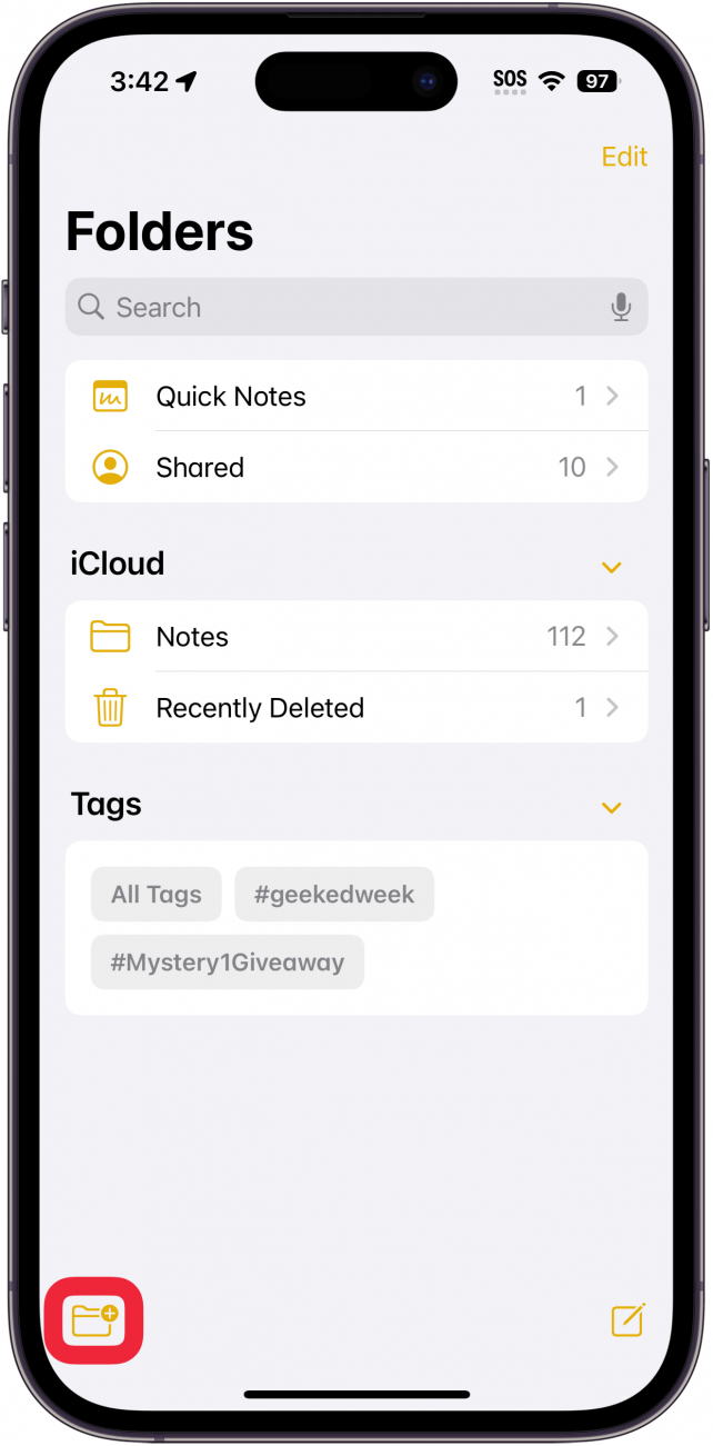 iphone notes app with a red box around the new folder icon