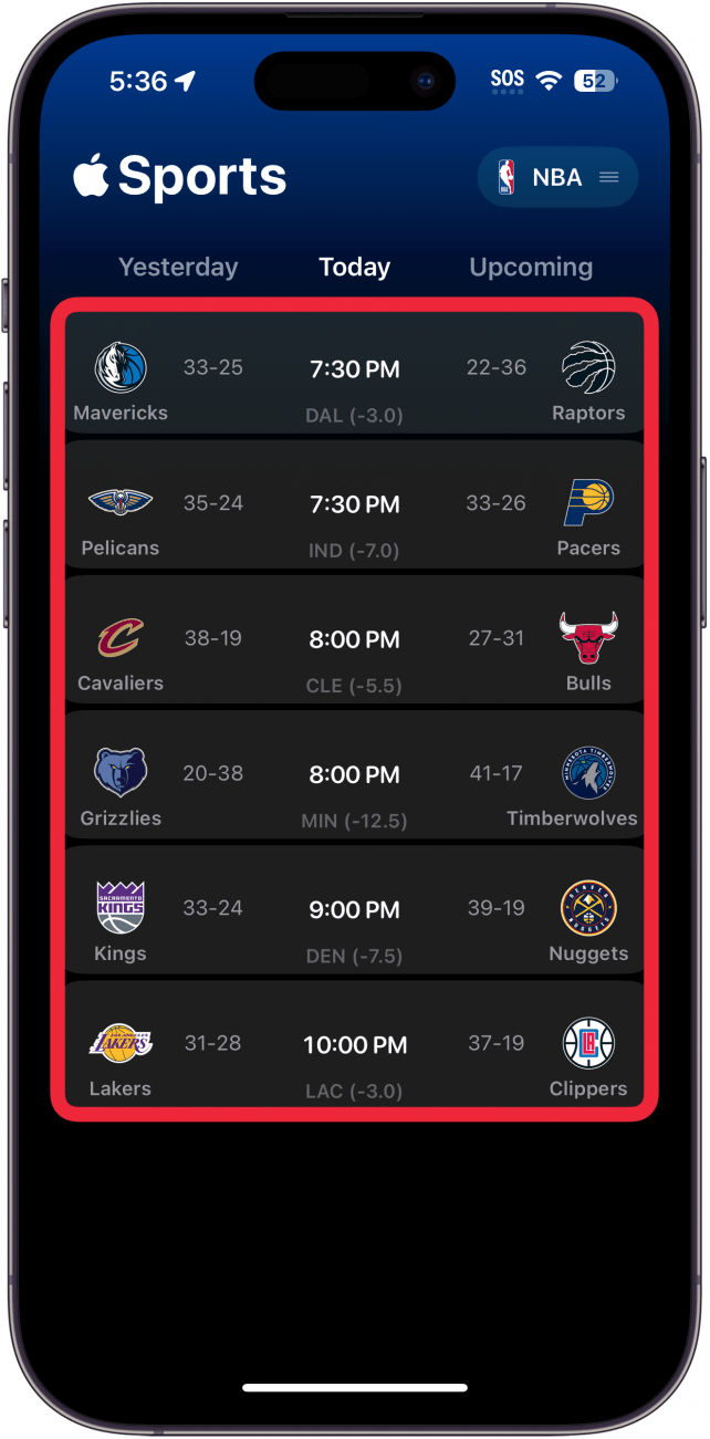 iphone sports app with a red box around current team scores