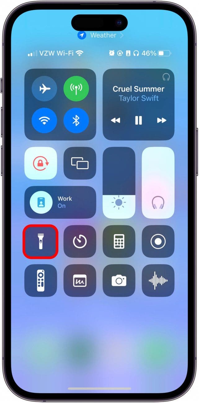 Tap the flashlight icon turn it on.