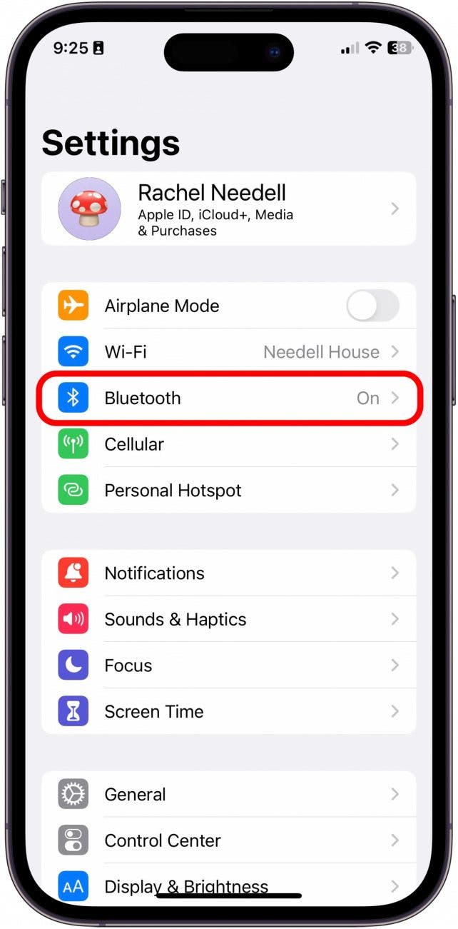 How to Work Wireless Speakers: Turn On Bluetooth on iPhone | www