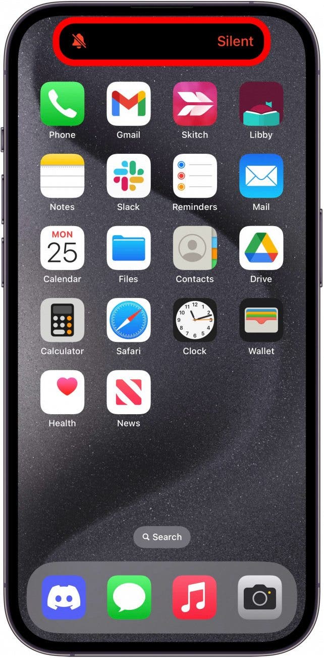 iphone home screen with silent notification displayed