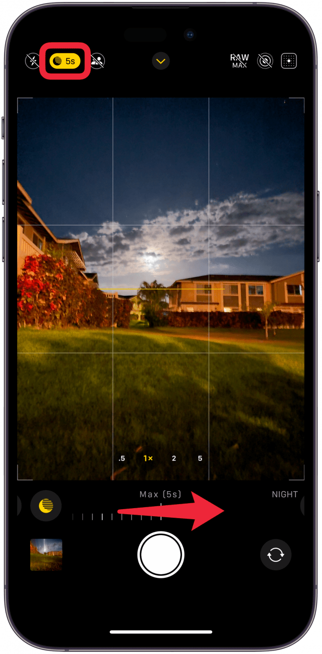 Take full advantage of Night mode by adjusting it manually for better results.