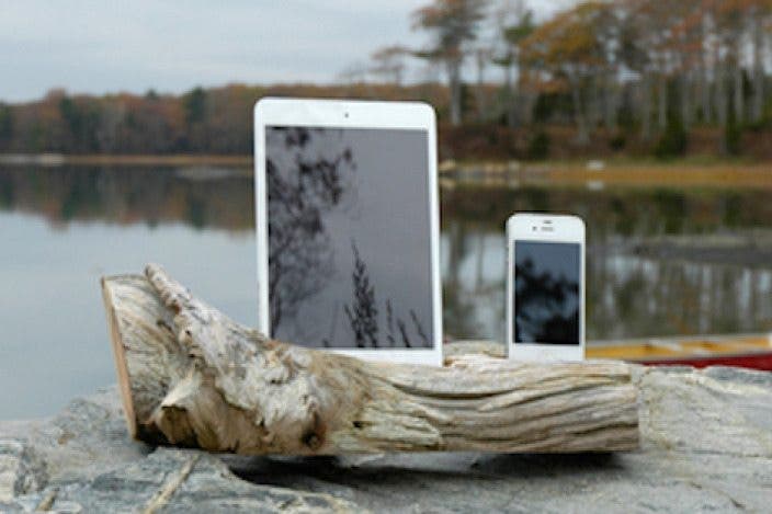 5 Amazing Etsy iPhone Docks We’re Loving