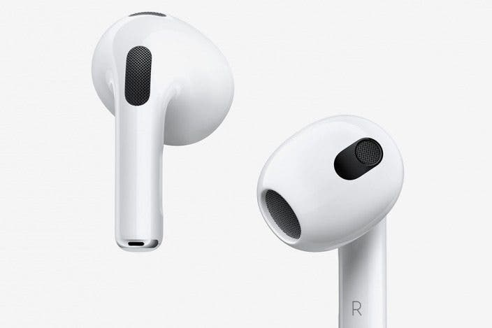 Are AirPods Worth It? We Know the Answer