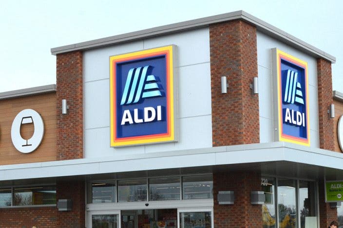 Does Aldi Take Apple Pay? (2025)