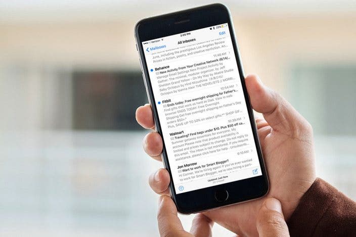 How to Change How Many Lines of an Email Are Previewed in the Mail App on iPhone