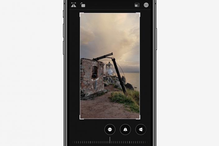 How to Flip a Photo (Mirror Image) in the Photos App in iOS 13