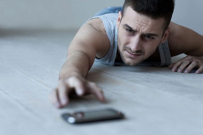 Suffering from iPhone Separation? Research Shows Your Suffering Is Real