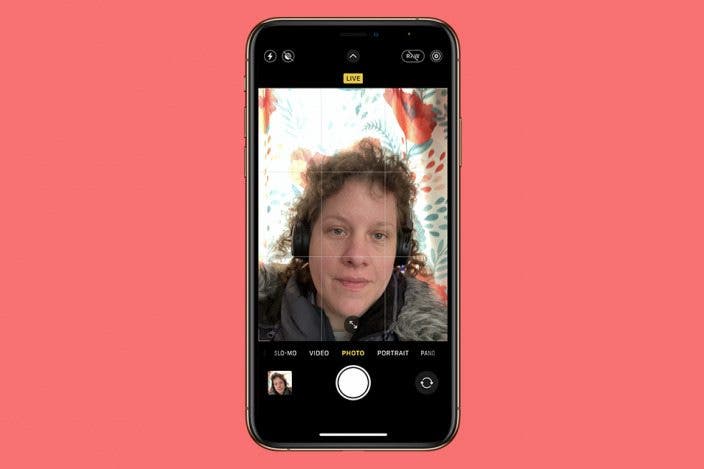 How to Take a Live Photo Selfie on iPhone