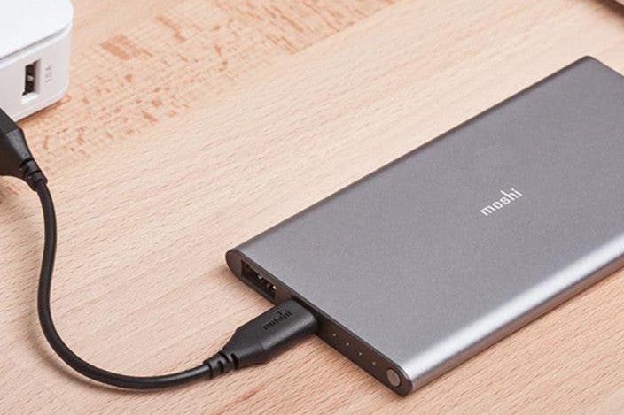 Review: IonSlim 5K Battery Pack for USB-C and USB-A