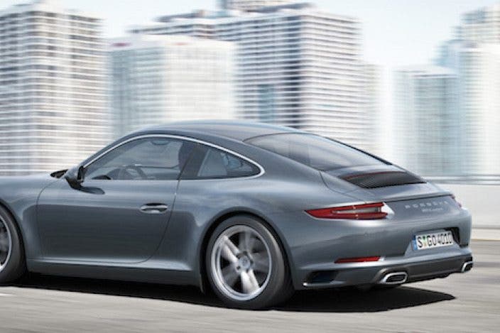 Porsche Chooses Apple CarPlay Over Google’s Android Auto