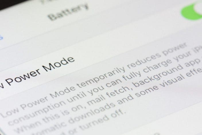 How to Use Siri to Turn Low-Power Mode On and Off
