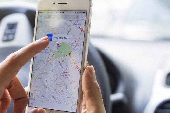 How to Get Directions for a Location That's on Your Way in Apple Maps