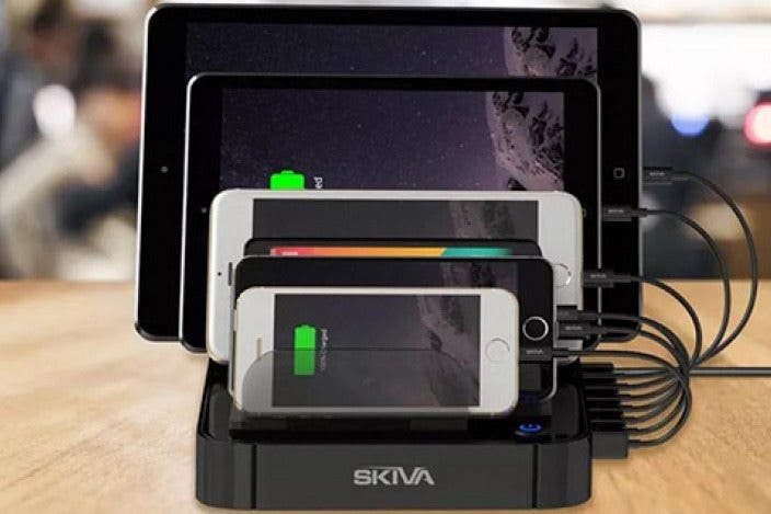 Review: Charge Up to 7 Devices with the Skiva StandCharger