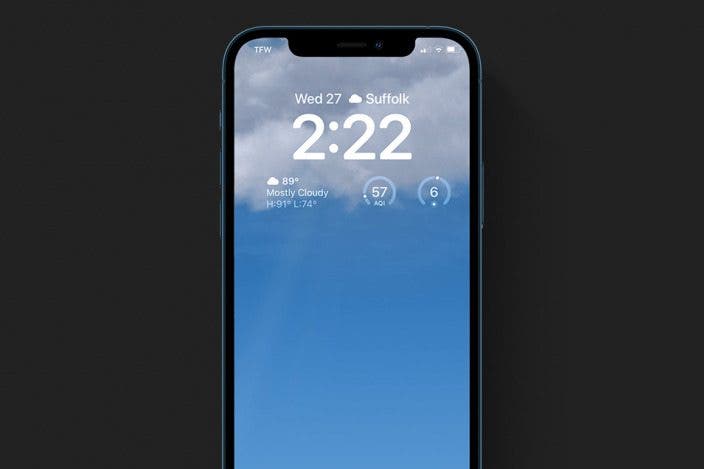 How to Create a Weather Lock Screen on iPhone