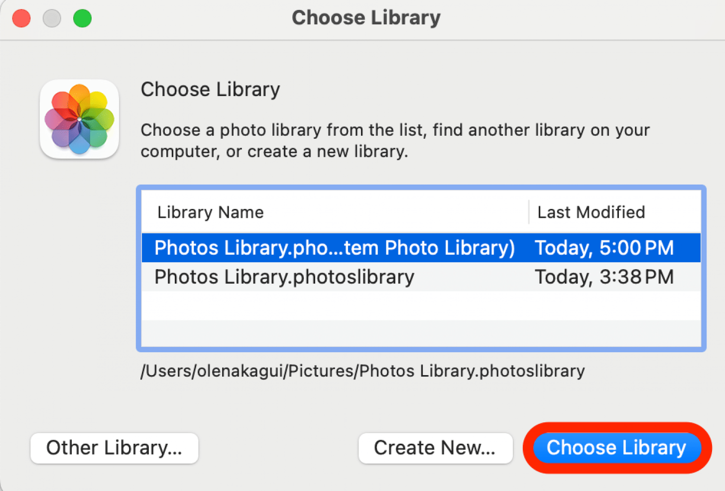 Click the Photos Library you want to transfer, then click Choose Library. Now, you can move the library you selected to the external hard drive. 