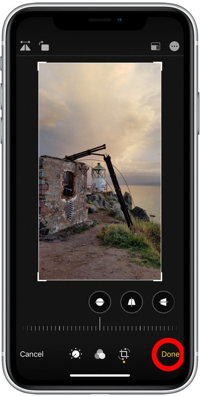 the crop-rotate screen in the Photos app with the Done option highlighted