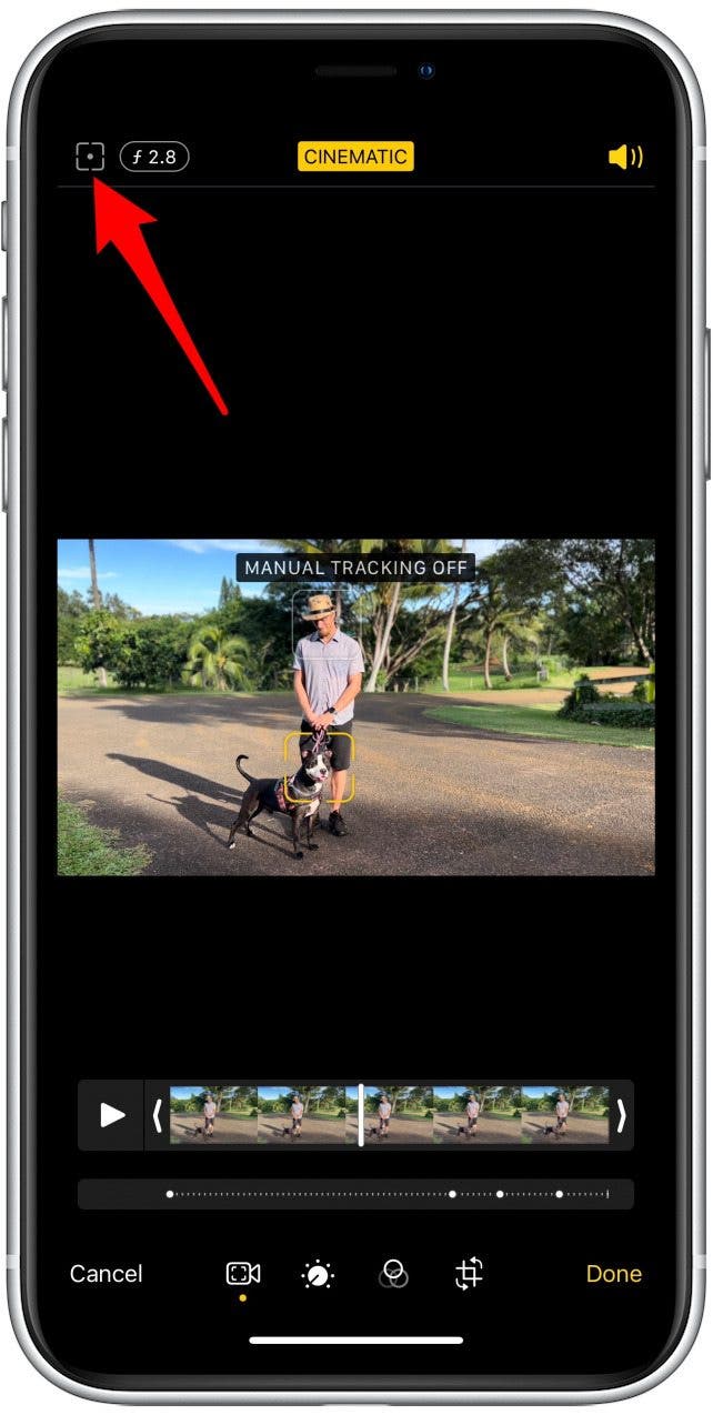 Tap the Manual Tracking button (the square icon in the corner) to toggle.