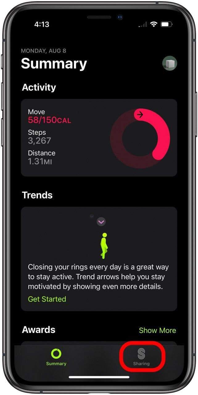 Fitness main summary screen with the Sharing icon marked.